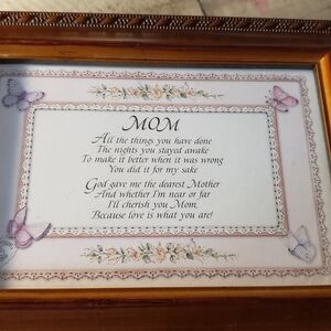 Beautiful Cottage Garden Mom Cherish You Woodgrain Rope Trim Music Box